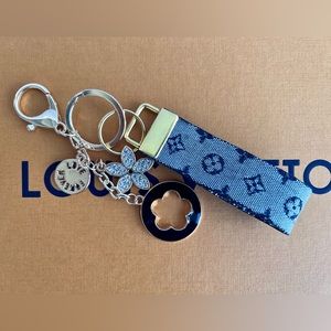 NEW - Repurposed Upcycled Custom Handmade Loop Keychain